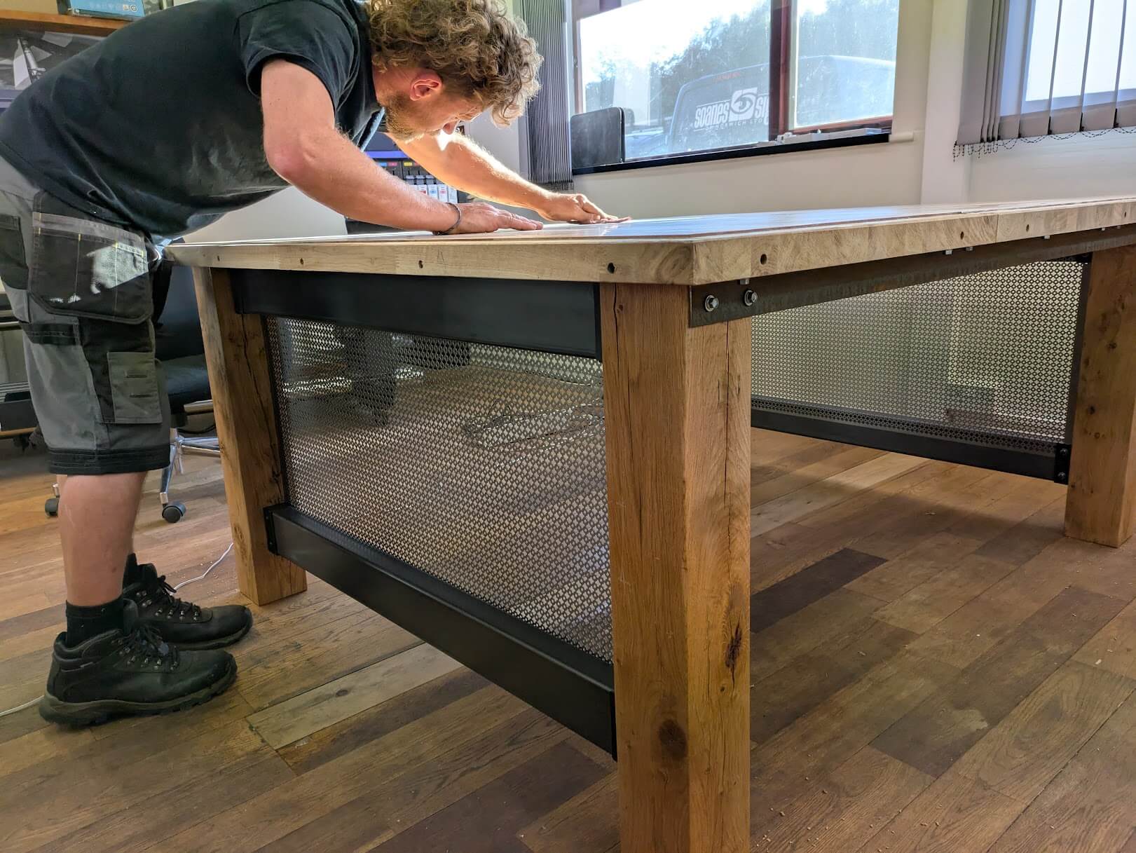 Soanes Signs of Norwich - Specialist Timber Signage - Work Example 35